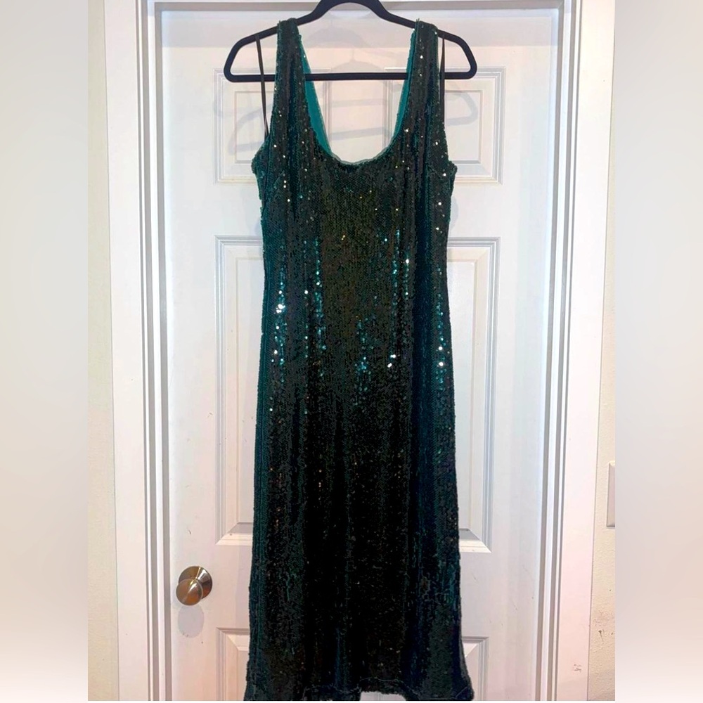 Elegant Green Sequin Dress